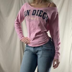 Adorable Y2K pink off-the-shoulder long sleeve